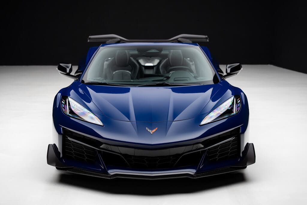 2025 Chevrolet Corvette Z06 2LZ Convertible RWD photo 8