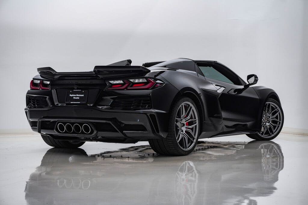 2023 Chevrolet Corvette Z06 2LZ Convertible RWD photo 11