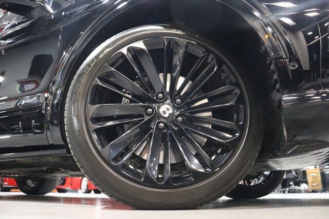 2021 Bentley Bentayga Speed AWD photo 2