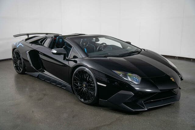 2017 Lamborghini Aventador LP 750-4 SV