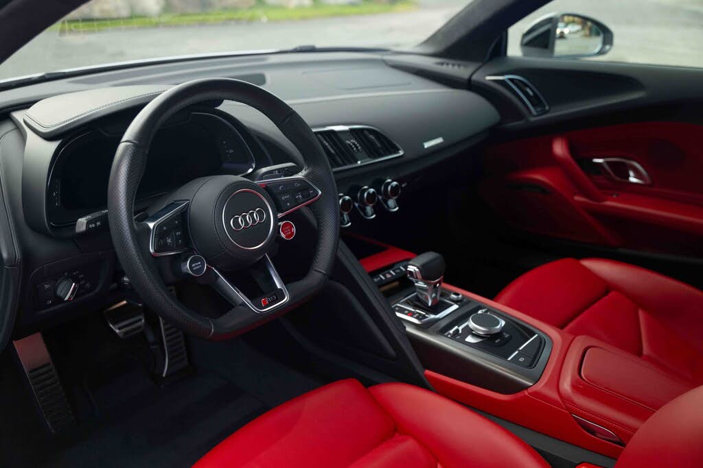 2018 Audi R8 V10 RWS Coupe RWD photo 12 of 24