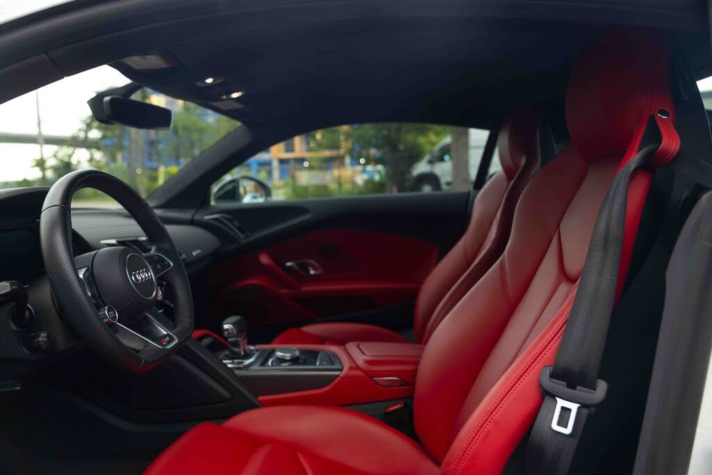 2018 Audi R8 V10 RWS Coupe RWD photo 13 of 24