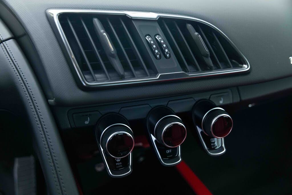 2018 Audi R8 V10 RWS Coupe RWD photo 19 of 24
