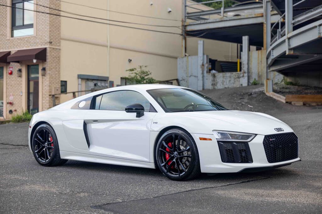 2018 Audi R8 V10 RWS Coupe RWD photo 3 of 24