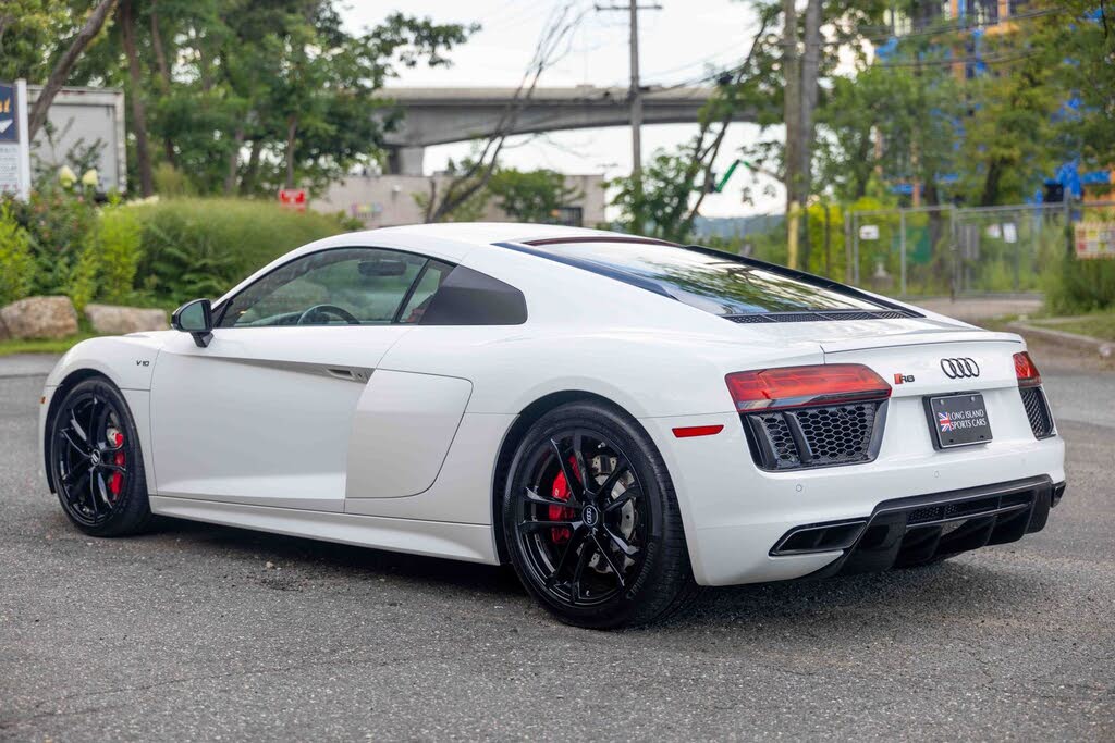 2018 Audi R8 V10 RWS Coupe RWD photo 6 of 24