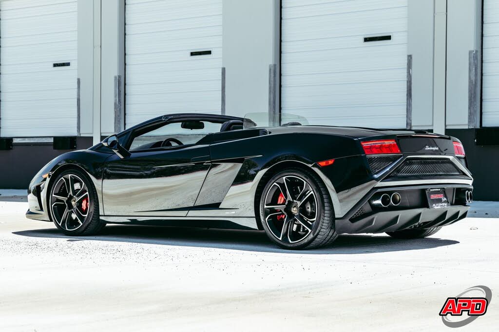 2013 Lamborghini Gallardo LP 560-4 Spyder AWD photo 4