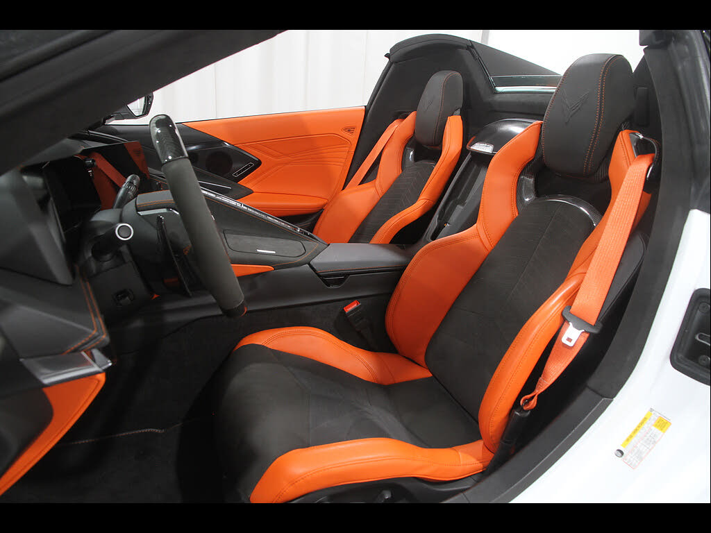 2025 Chevrolet Corvette Z06 3LZ Convertible RWD photo 8