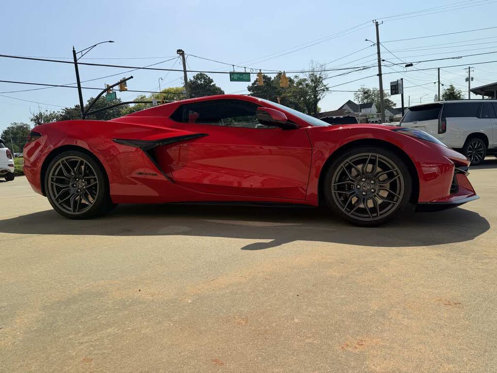 2026 Chevrolet Corvette Z06 3LZ Convertible RWD photo 4