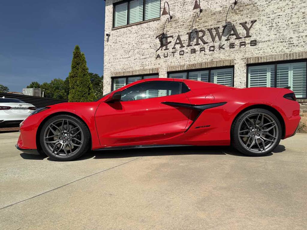 2026 Chevrolet Corvette Z06 3LZ Convertible RWD photo 8