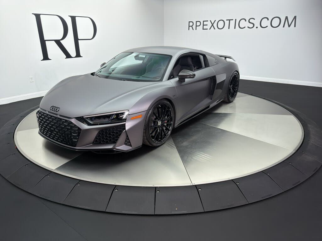 2020 Audi R8 quattro V10 Performance Coupe AWD photo 1 of 24