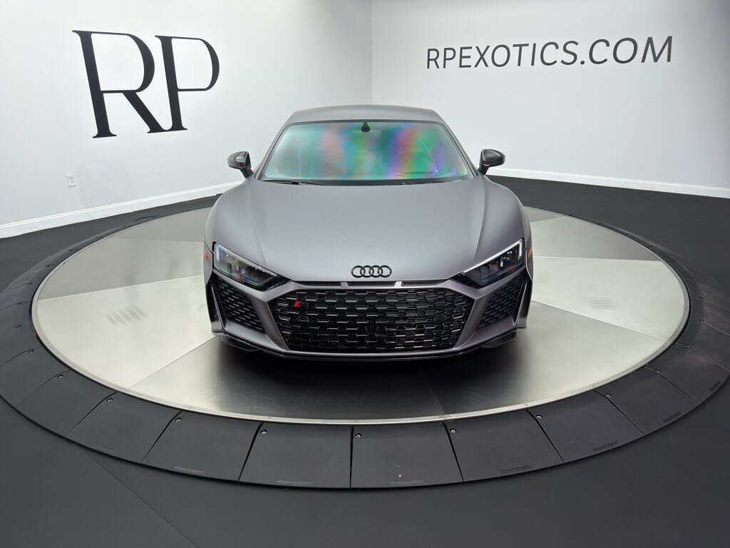 2020 Audi R8 quattro V10 Performance Coupe AWD photo 2 of 24