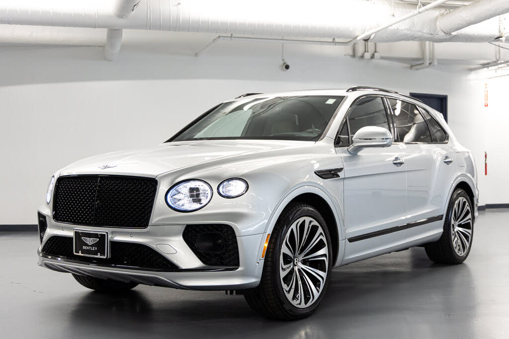 2023 Bentley Bentayga Hybrid AWD photo 2