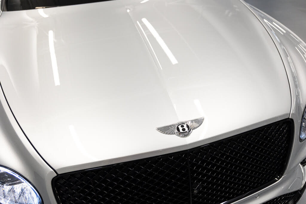 2023 Bentley Bentayga Hybrid AWD photo 12