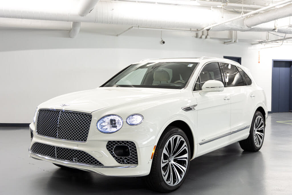 2023 Bentley Bentayga Azure V8 AWD photo 2