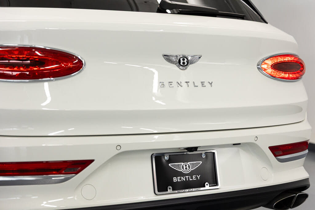 2023 Bentley Bentayga Azure V8 AWD photo 20