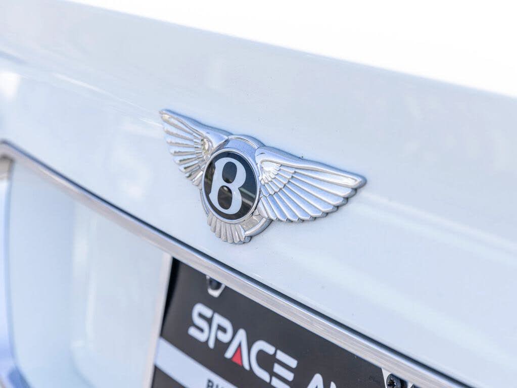 2018 Bentley Bentayga W12 Signature Edition AWD photo 20