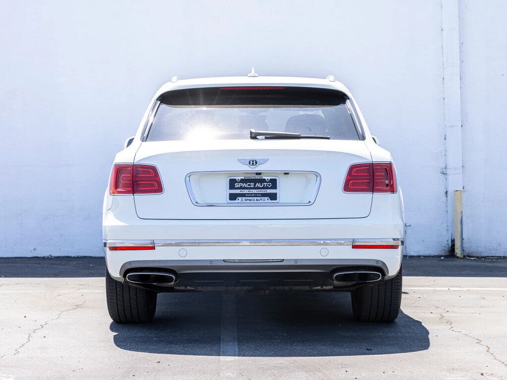 2018 Bentley Bentayga W12 Signature Edition AWD photo 7