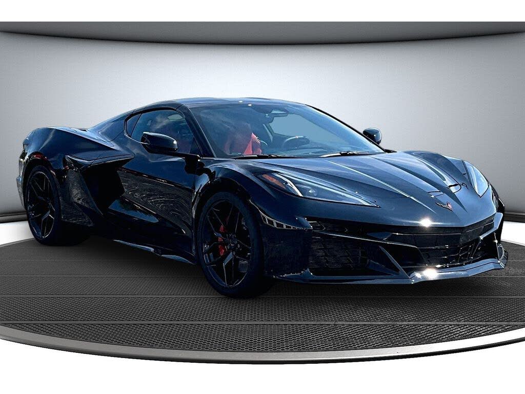 2025 Chevrolet Corvette Z06 1LZ Coupe RWD photo 2