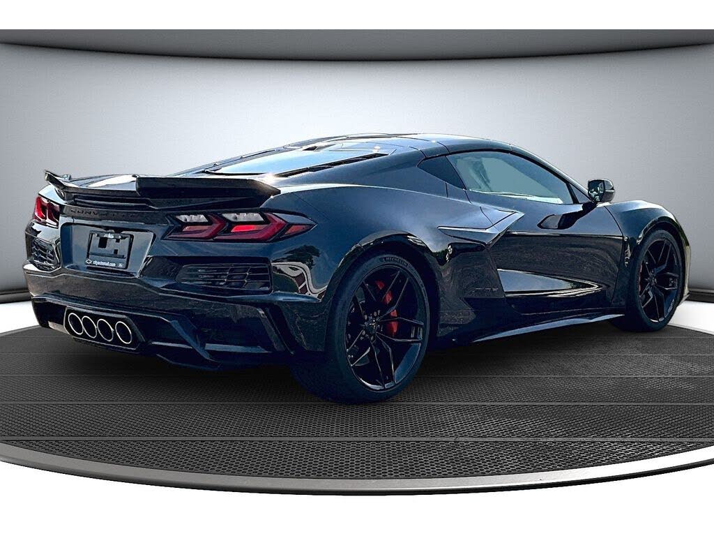 2025 Chevrolet Corvette Z06 1LZ Coupe RWD photo 16