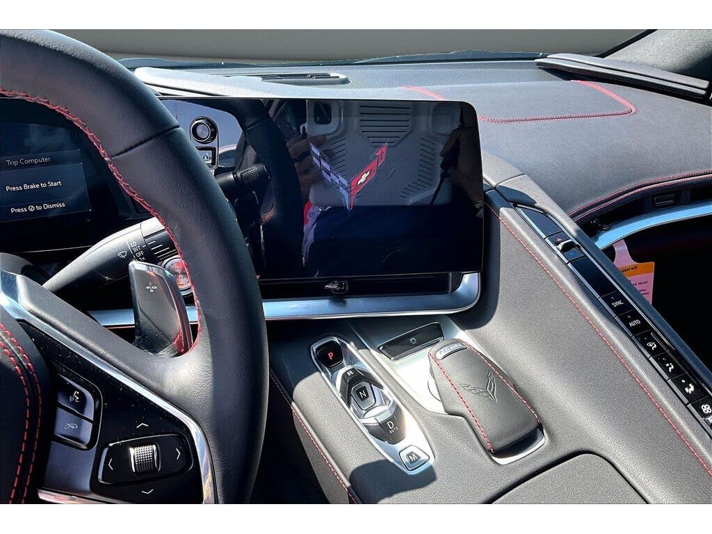 2025 Chevrolet Corvette Z06 1LZ Coupe RWD photo 8