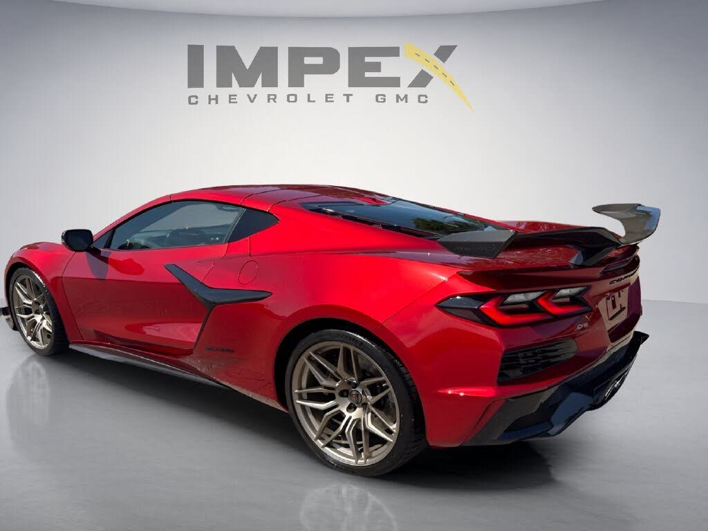 2025 Chevrolet Corvette Z06 3LZ Coupe RWD photo 3