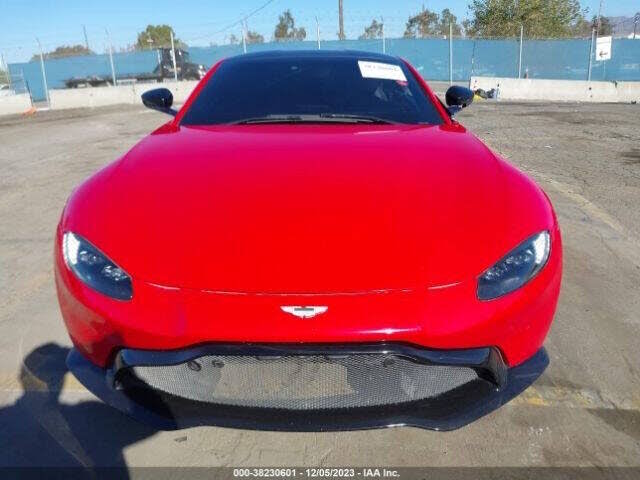 2019 Aston Martin Vantage RWD photo 21