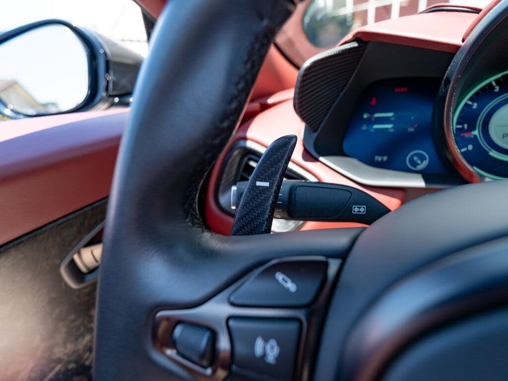 2020 Aston Martin DBS Superleggera Volante RWD photo 23