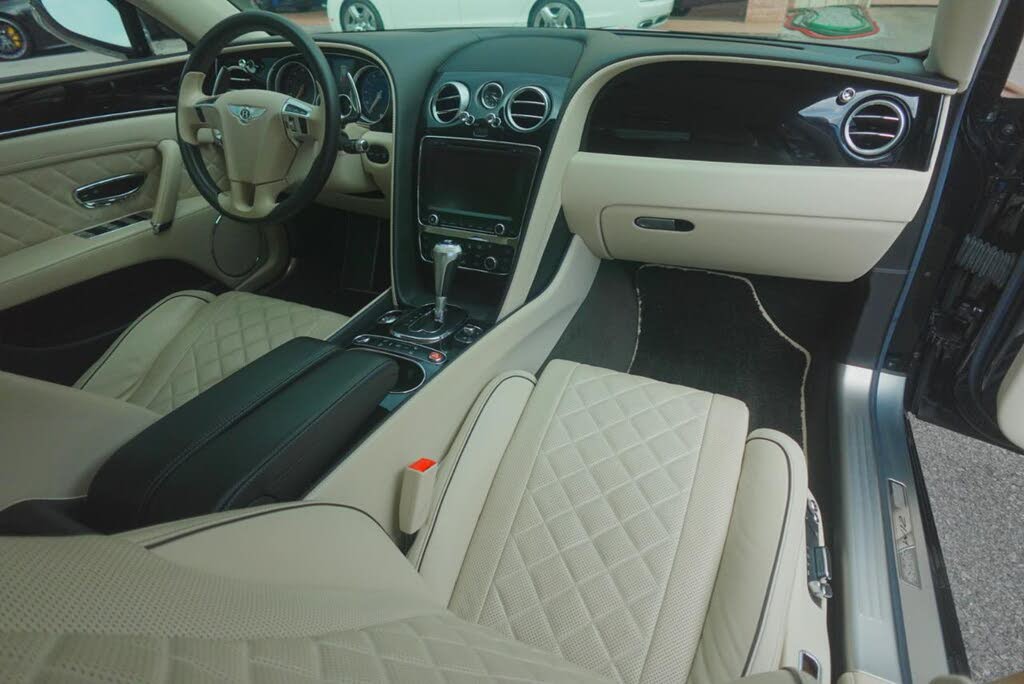 2018 Bentley Flying Spur W12 AWD photo 19