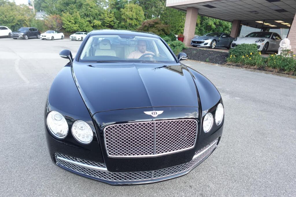2018 Bentley Flying Spur W12 AWD photo 6