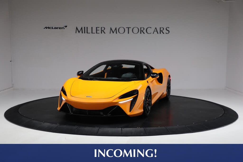2024 McLaren Artura RWD
