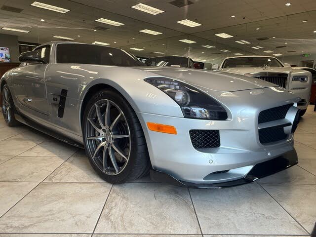 2011 Mercedes-Benz SLS AMG photo 3