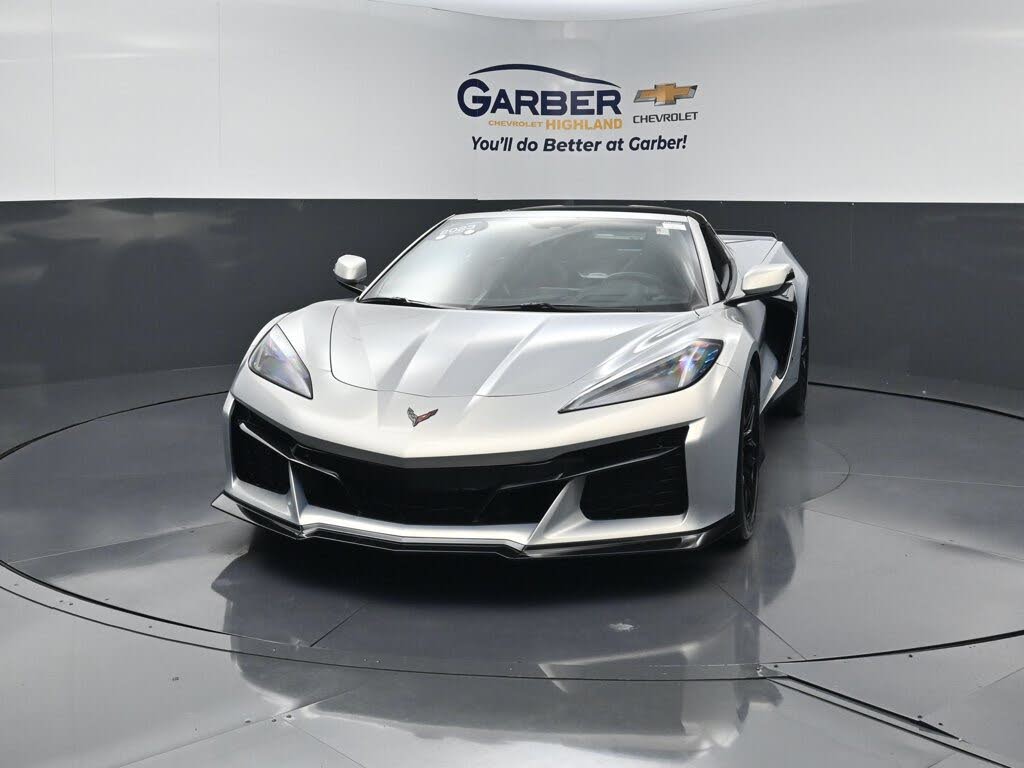 2023 Chevrolet Corvette Z06 2LZ Coupe RWD photo 7