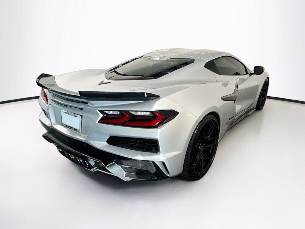 2026 Chevrolet Corvette Z06 1LZ Coupe RWD photo 5