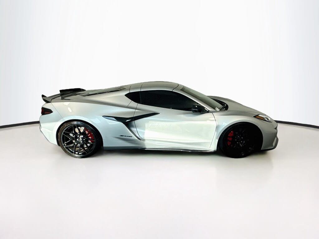 2026 Chevrolet Corvette Z06 1LZ Coupe RWD photo 6