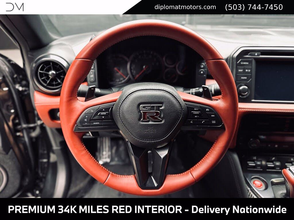 2018 Nissan GT-R Premium AWD photo 24