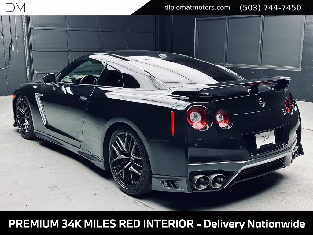 2018 Nissan GT-R Premium AWD photo 5