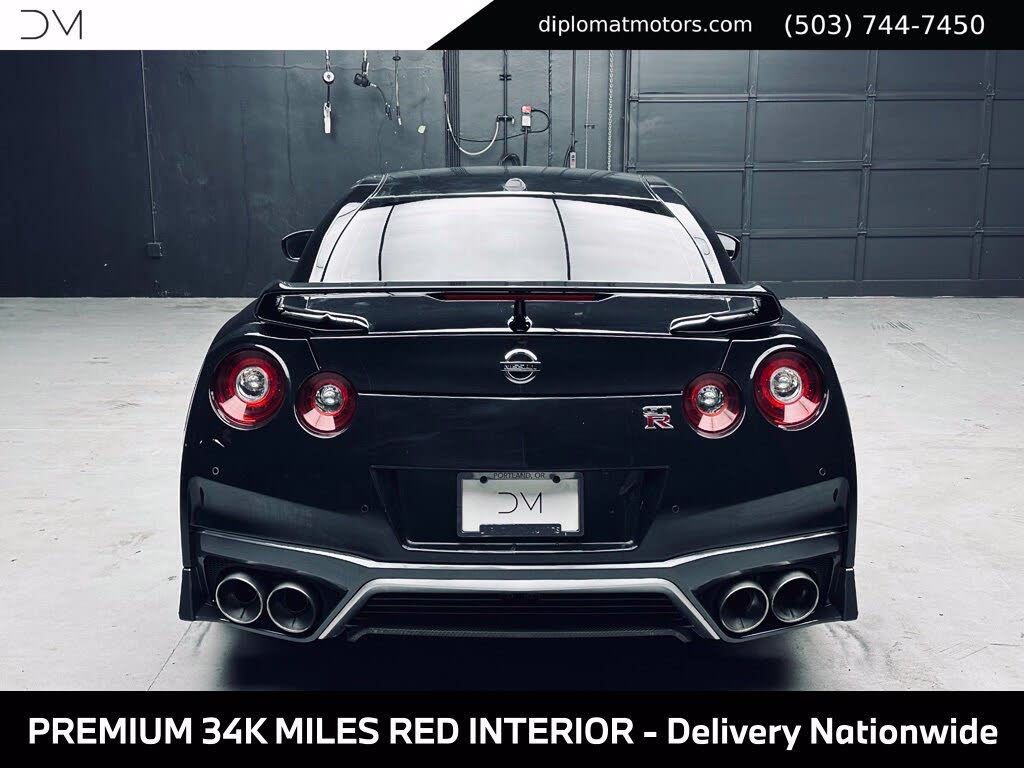 2018 Nissan GT-R Premium AWD photo 6