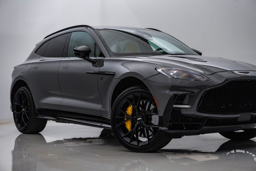 2026 Aston Martin DBX S AWD photo 2
