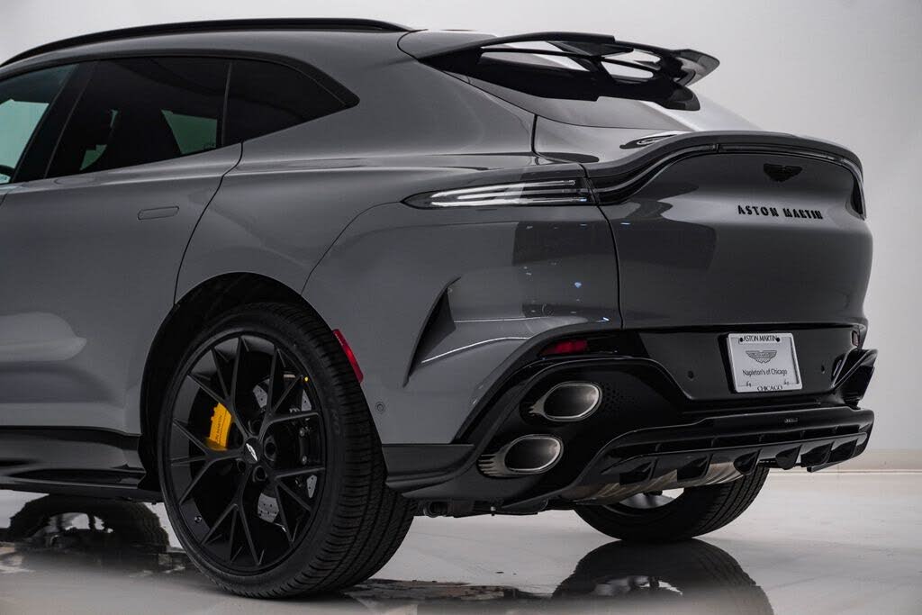 2026 Aston Martin DBX S AWD photo 11