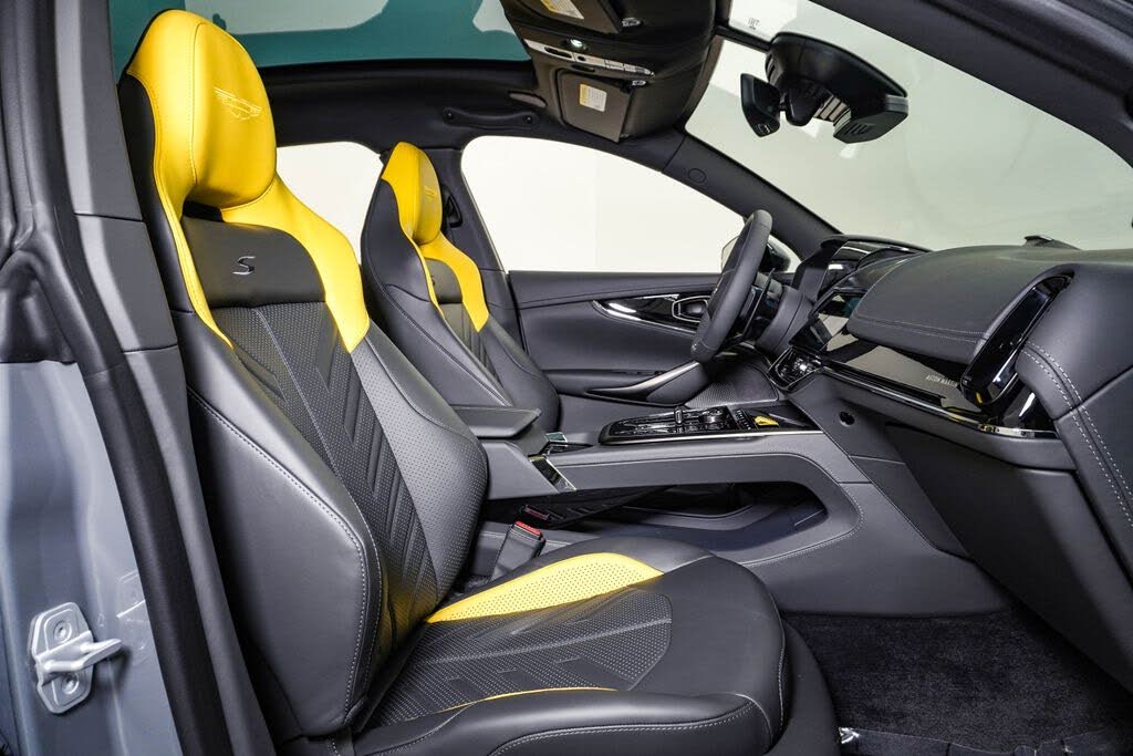 2026 Aston Martin DBX S AWD photo 18