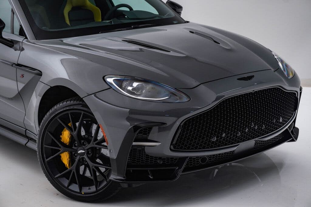 2026 Aston Martin DBX S AWD photo 4