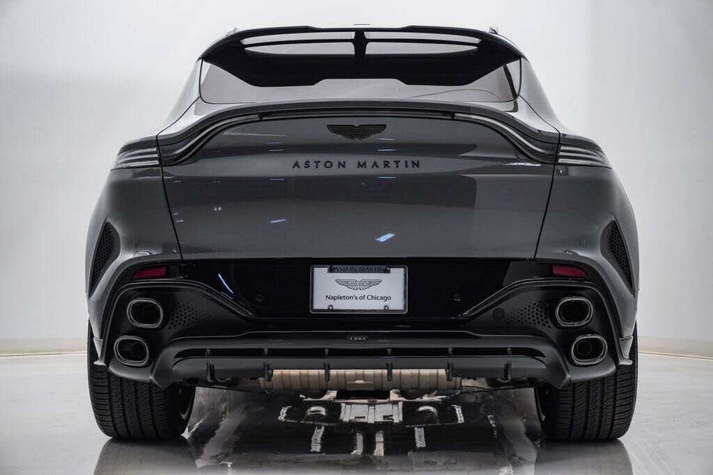 2026 Aston Martin DBX S AWD photo 7