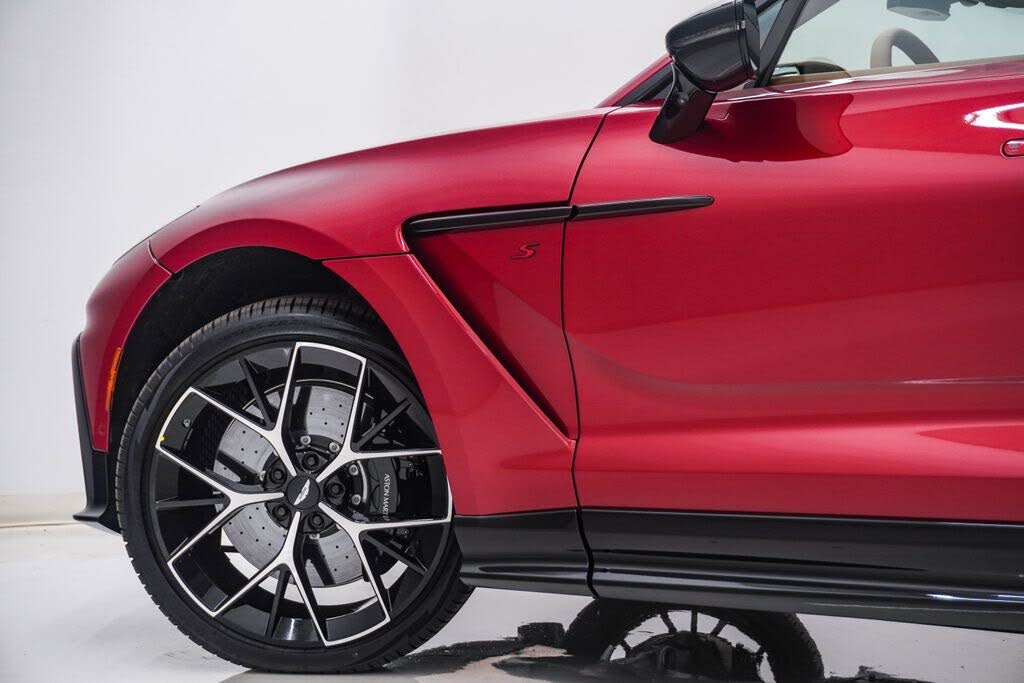 2026 Aston Martin DBX S AWD photo 14