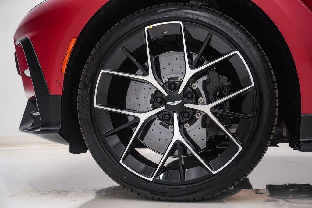2026 Aston Martin DBX S AWD photo 15
