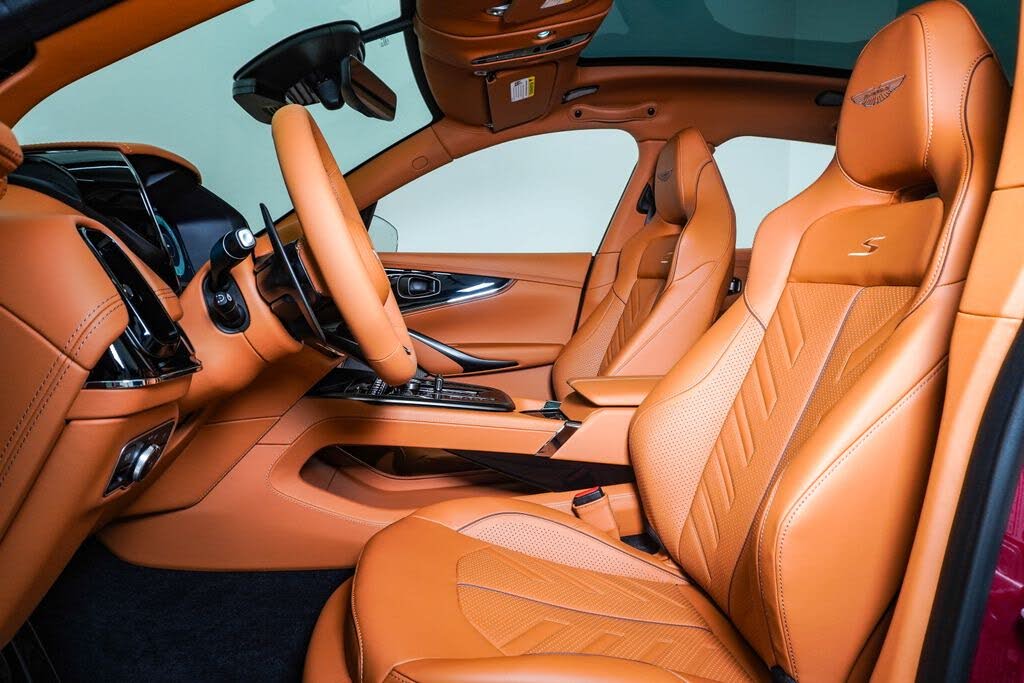 2026 Aston Martin DBX S AWD photo 20