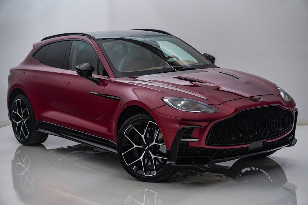 2026 Aston Martin DBX S AWD photo 3