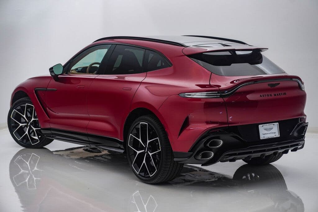 2026 Aston Martin DBX S AWD photo 10