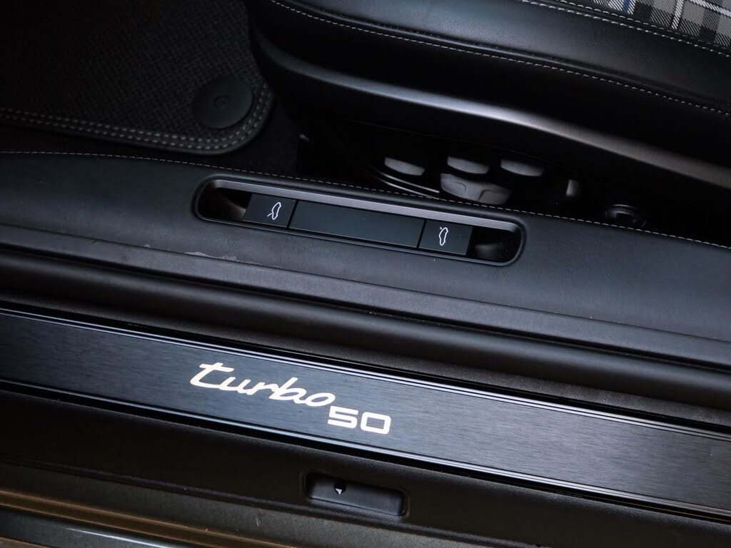2025 Porsche 911 Turbo Coupe AWD photo 17 of 24