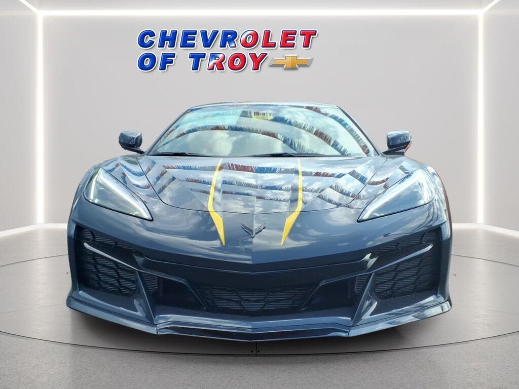 2027 Chevrolet Corvette Z06 1LZ Coupe RWD photo 2