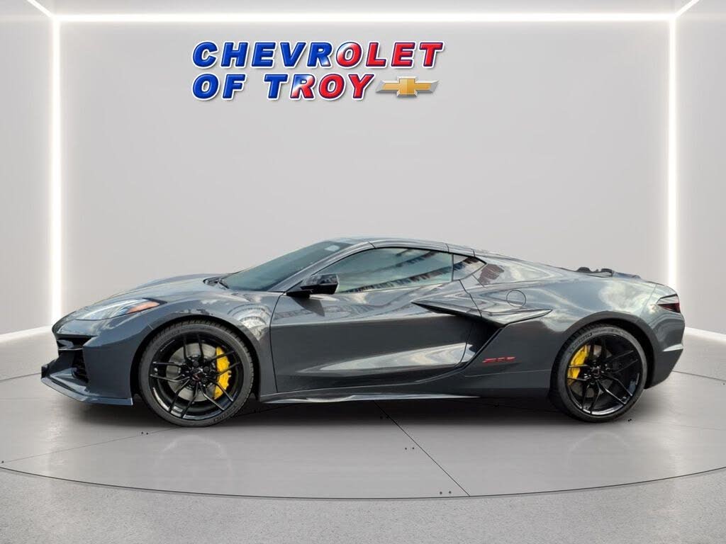 2027 Chevrolet Corvette Z06 1LZ Coupe RWD photo 4